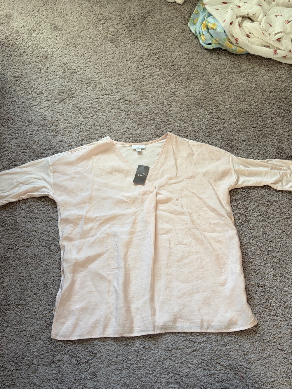 NWT J. Jill Blush V-Neck Long Sleeve Top